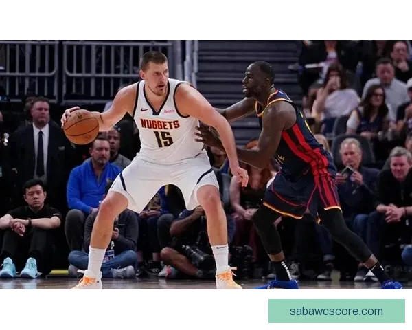 勇士掘金激烈冲突三人被吹技术犯规 小佩顿撞倒对手遭遇一级恶犯